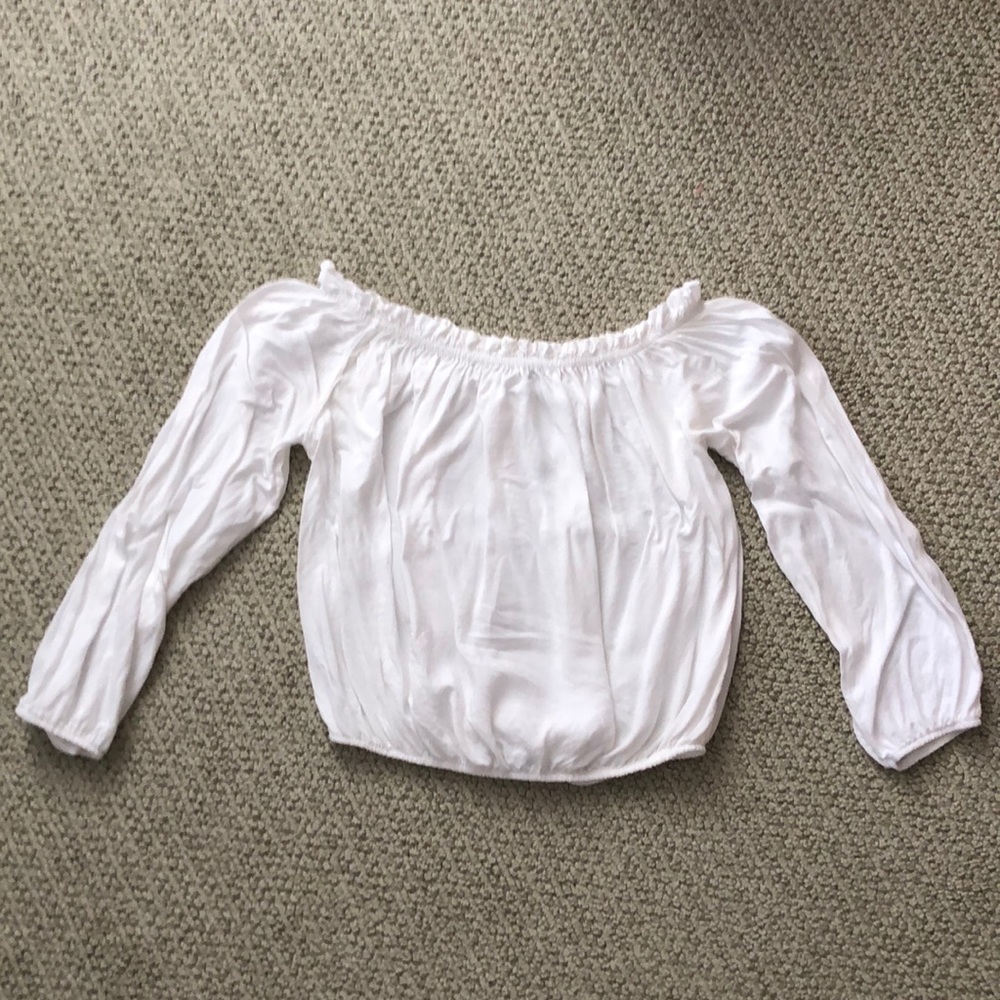 Women’s Brandy Melville 3/4 sleeve top